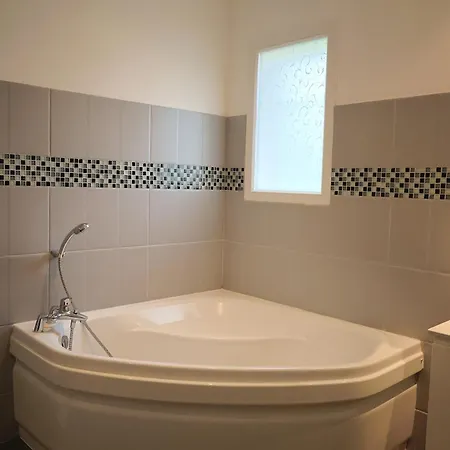 Lili Rose - Jacuzzi Et Riviere A 3 Min A Pieds * Zonza